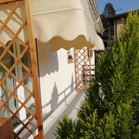 Casa Maria Bed & Breakfast Cantù Екстериор снимка