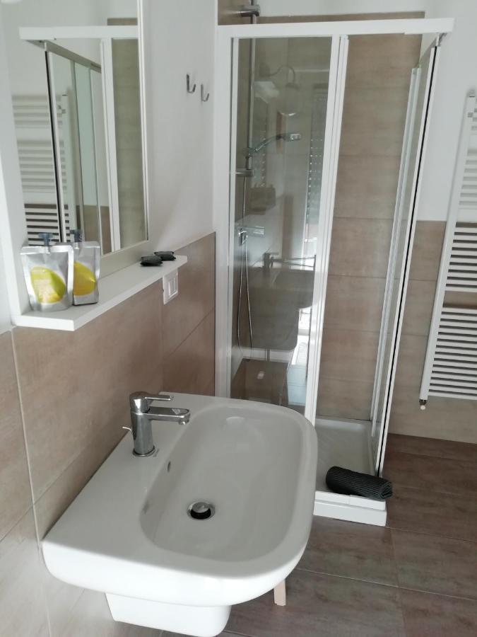 Casa Maria Bed & Breakfast Cantù Екстериор снимка